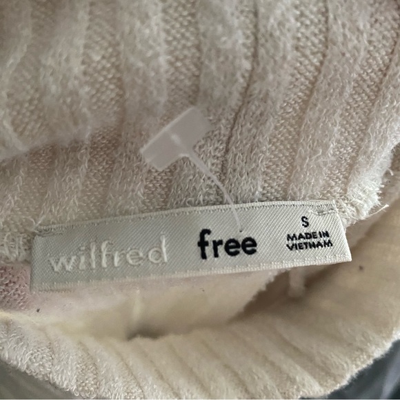 Wilfred Free Tamu Turtleneck in off white color - Picture 6 of 6